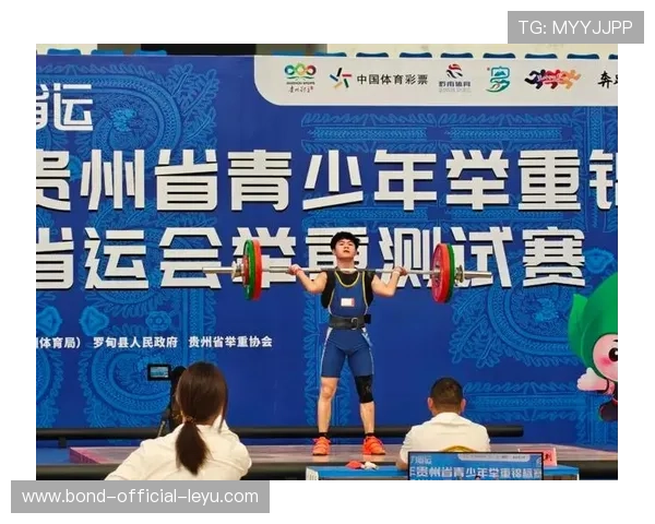 国际举重协会推动校园举重安全课堂与示范点建设，举重竞赛